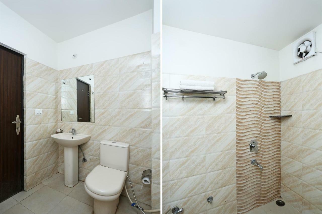 Capital O 3600 Hotel Royal Windsor Kāthgodām Екстериор снимка