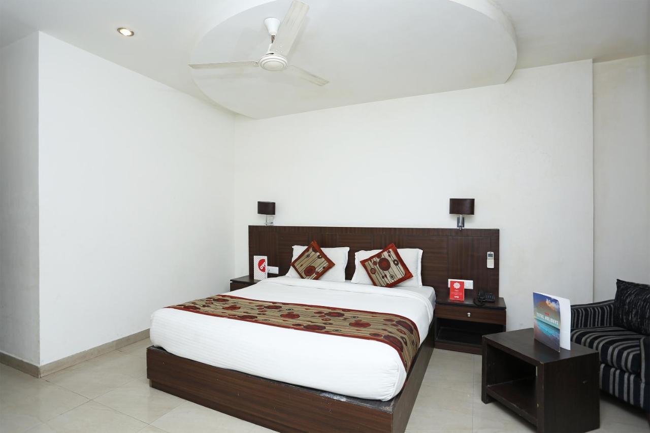 Capital O 3600 Hotel Royal Windsor Kāthgodām Екстериор снимка