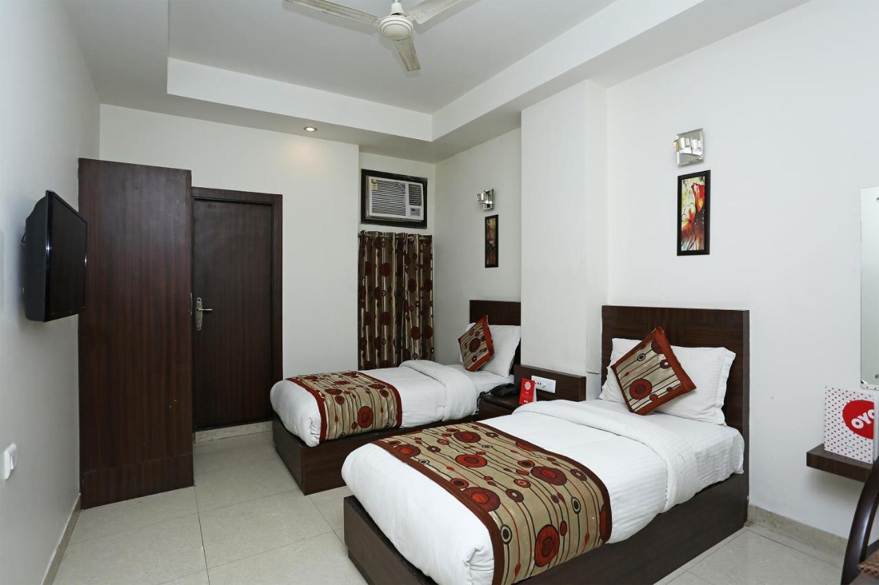 Capital O 3600 Hotel Royal Windsor Kāthgodām Екстериор снимка